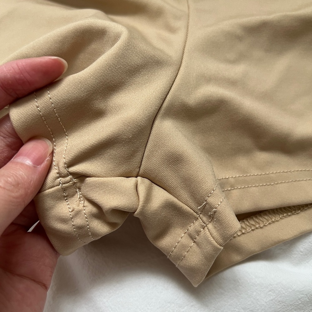 Capezio Low Rise Mini Shorts - Picture 5 of 6
